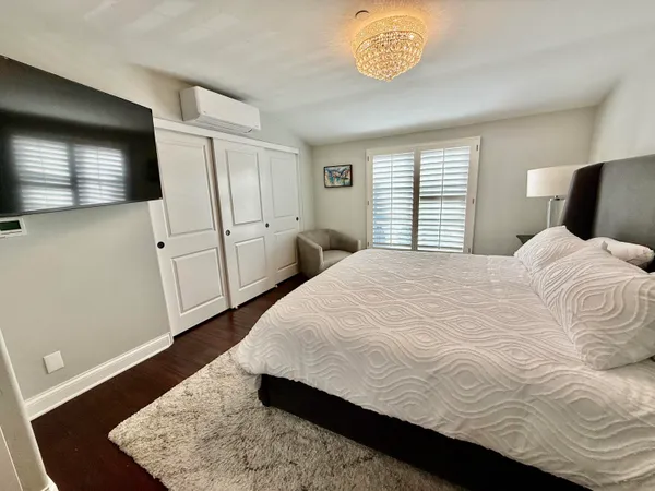 $7,000 | 212 Santa Barbara Street, Unit A, Santa Barbara, CA 93101