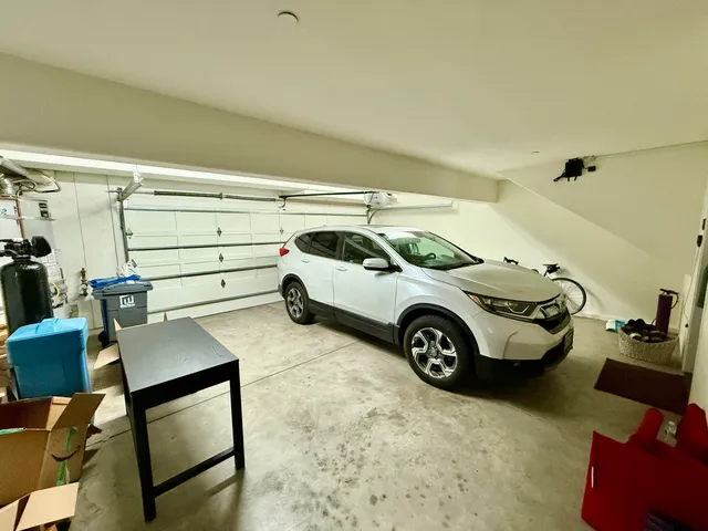 $8,000 | 212 Santa Barbara Street, Unit A, Santa Barbara, CA 93101