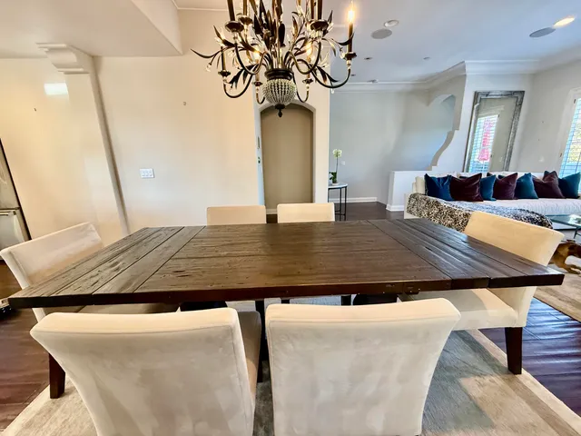 $8,000 | 212 Santa Barbara Street, Unit A, Santa Barbara, CA 93101