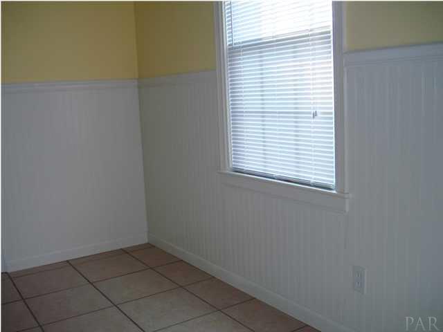 101 Ruberia Avenue Pensacola, FL 32507 - Photo 4 of 12 Bead board wainscoating in dining nook.
