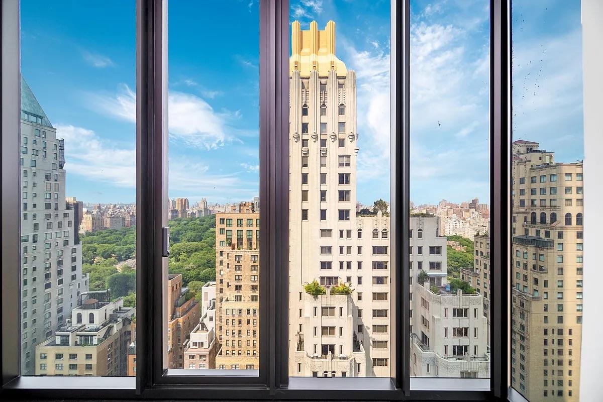 111 West 57th Street, Unit 29 Manhattan, NY 10019 - Photo 4 of 18