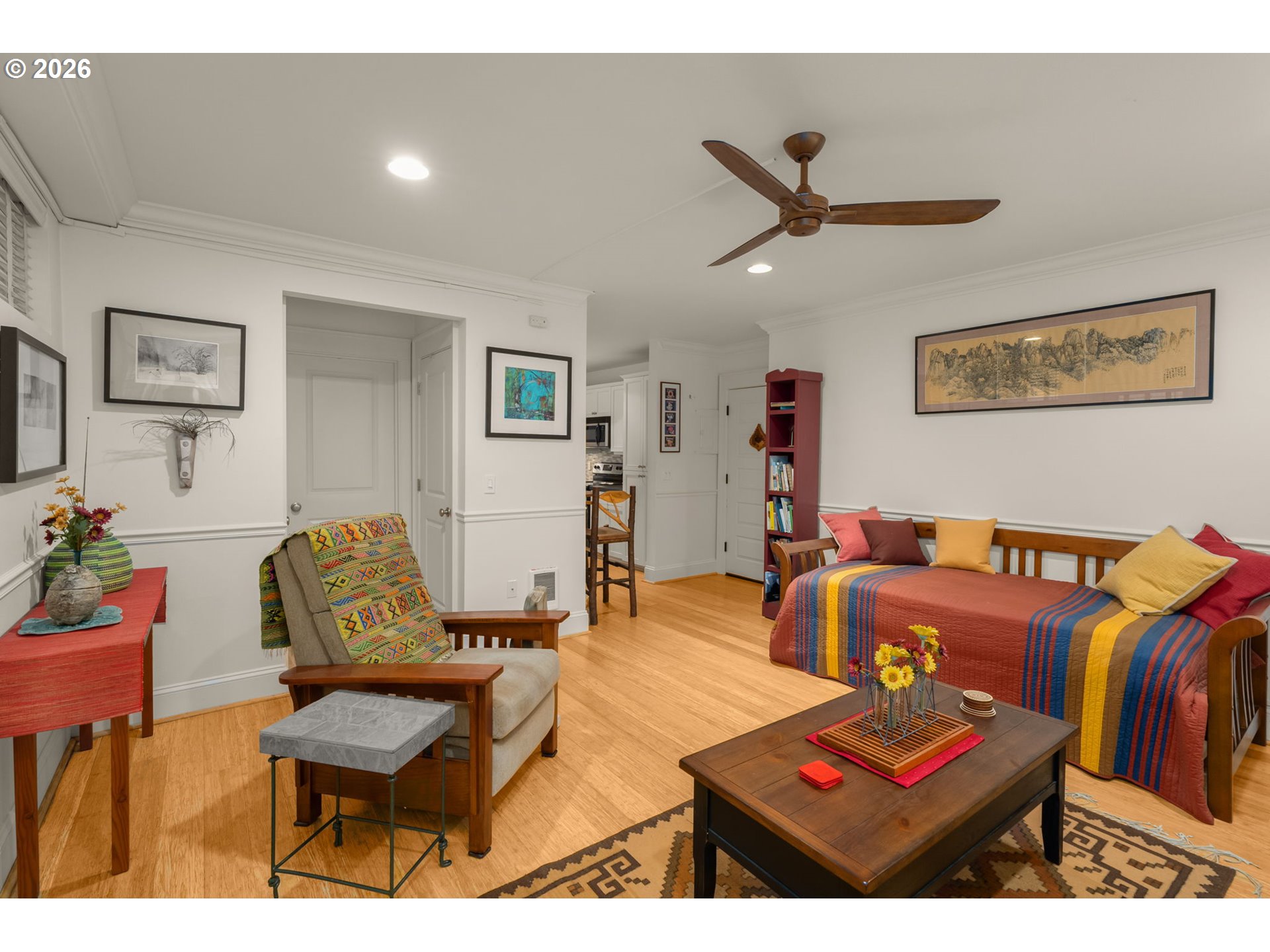 2076 Northwest Johnson Street, Unit 103 Portland, OR 97209 - Photo 5 of 14