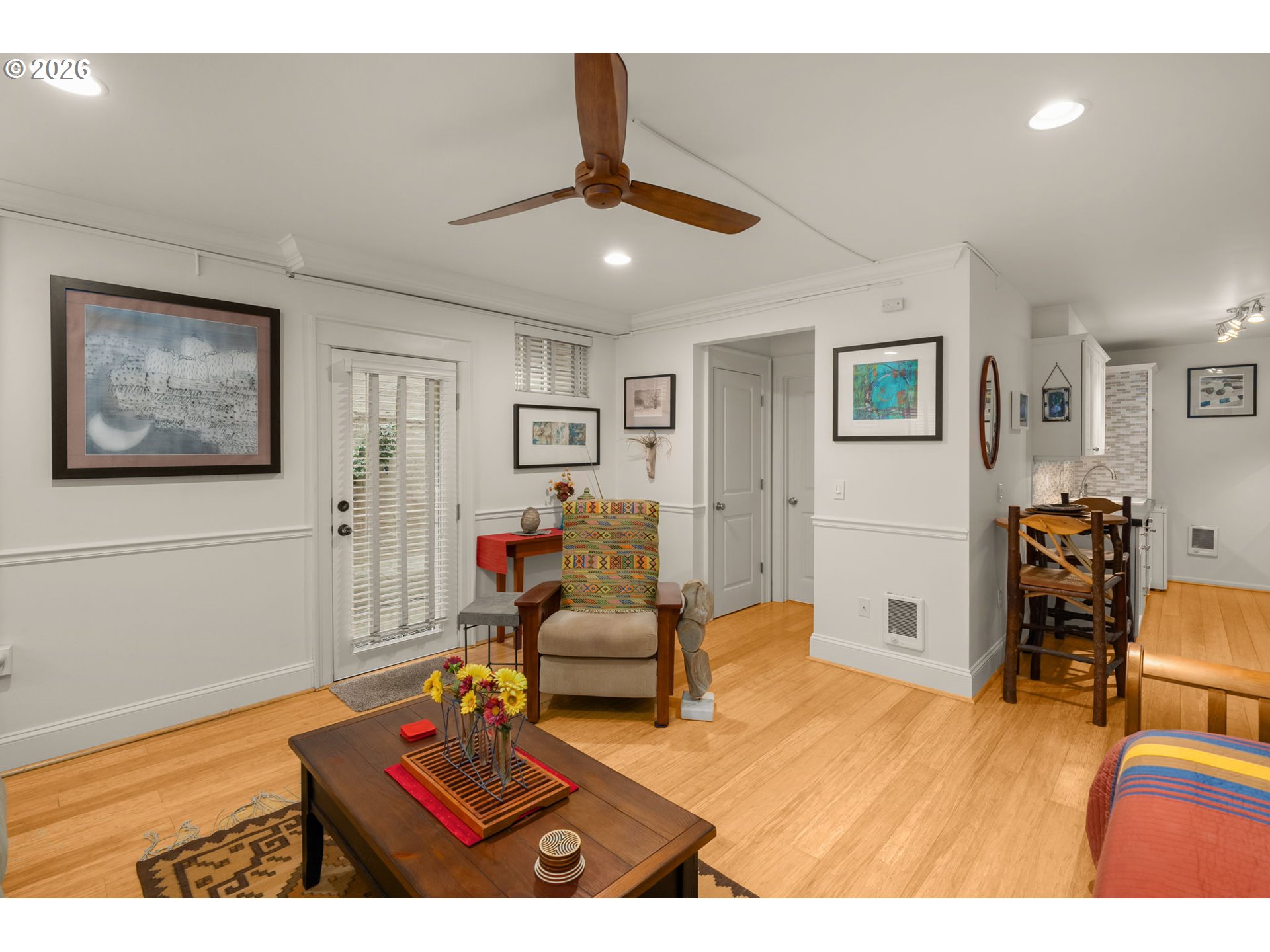 2076 Northwest Johnson Street, Unit 103 Portland, OR 97209 - Photo 6 of 14