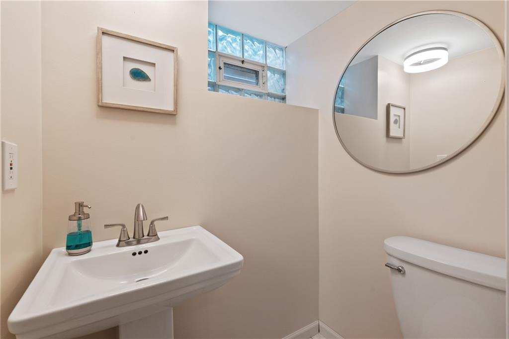221 Neely School Road Wexford, PA 15090 - Photo 20 of 29 Gallery Image 20