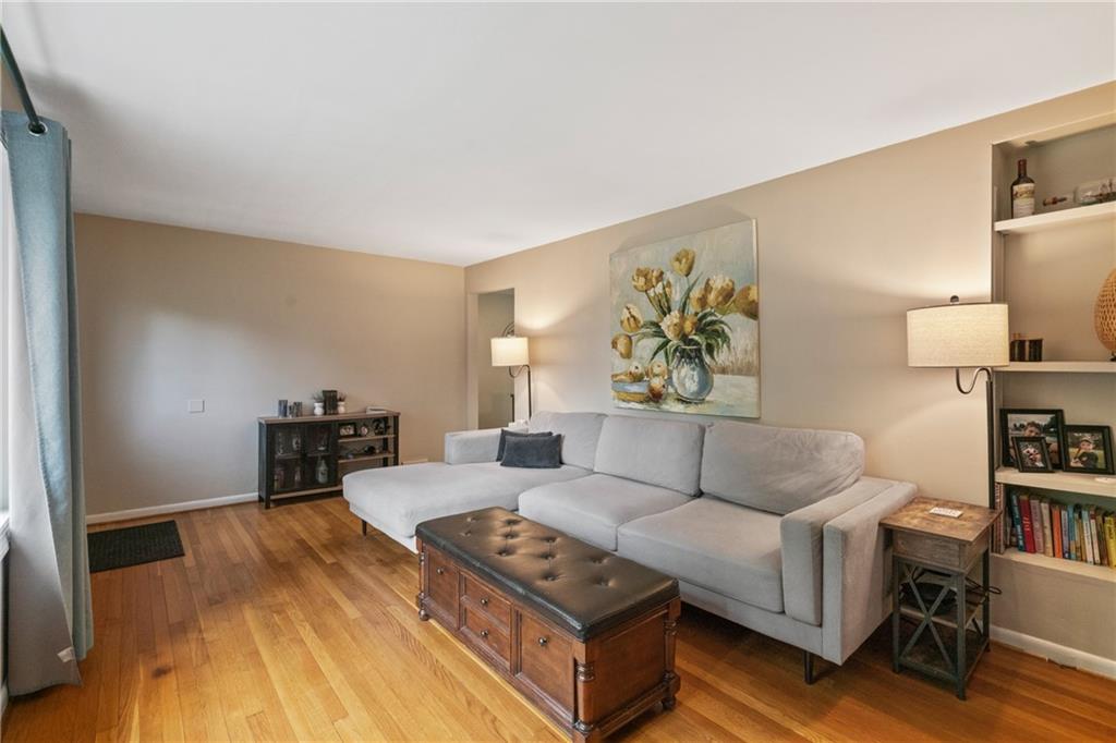 221 Neely School Road Wexford, PA 15090 - Photo 4 of 29 Gallery Image 4