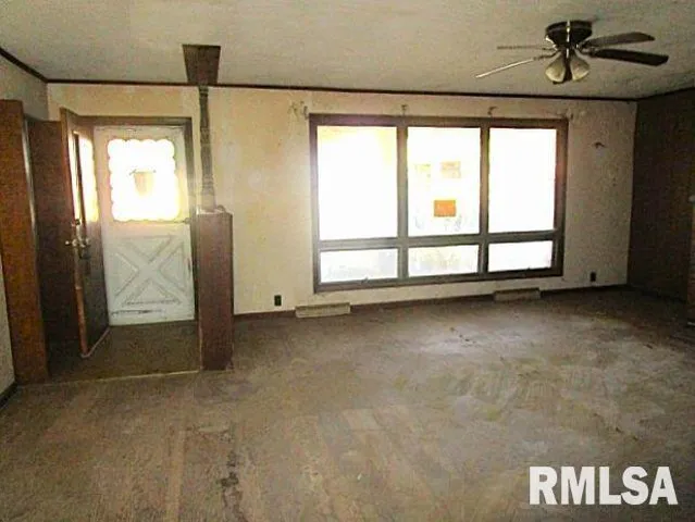 $39,900 | 521 North West Avenue, Mason City, IL 62664