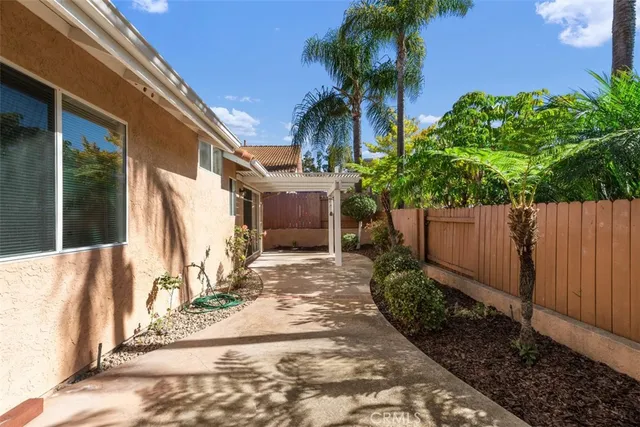 $4,000 | 2180 Anda Lucia Way, Oceanside, CA 92056