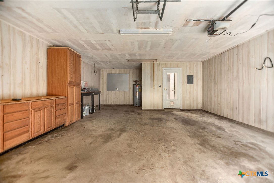 212 Buckingham Street Victoria, TX 77904 - Photo 17 of 33