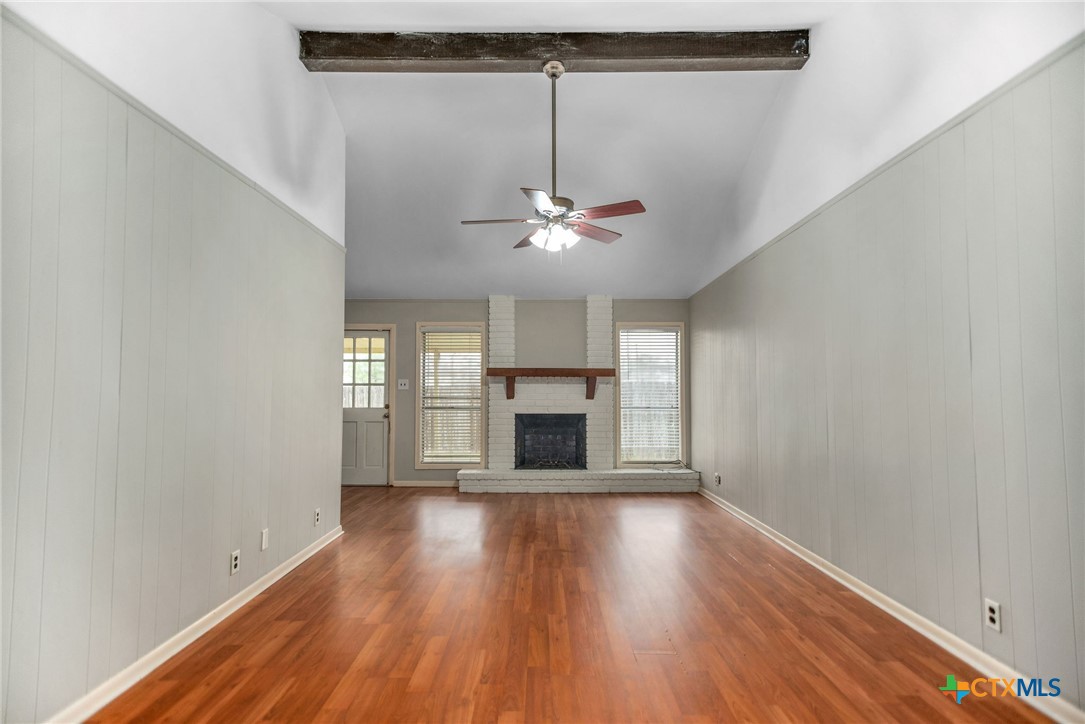 212 Buckingham Street Victoria, TX 77904 - Photo 5 of 33