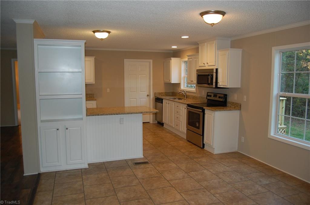 4615 Larkland Road Climax, NC 27233 - Photo 14 of 25 Gallery Image 14