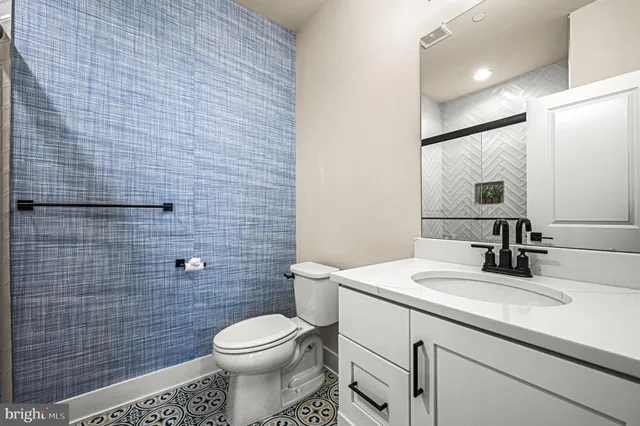 $1,299,999 | 337 Horseshoe Trail, Newtown Square, PA 19073