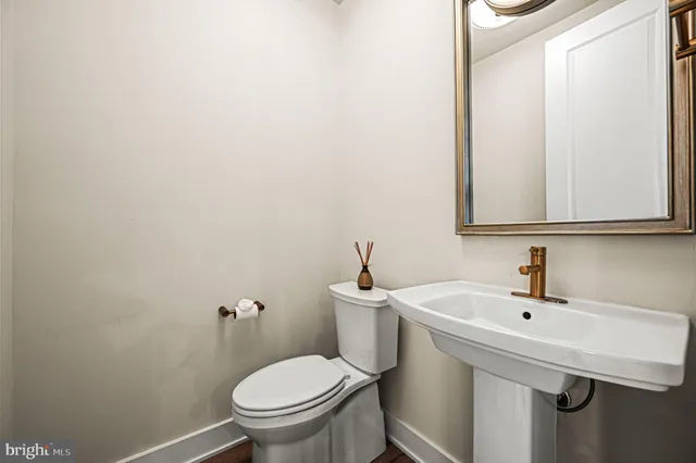 $1,299,999 | 337 Horseshoe Trail, Newtown Square, PA 19073