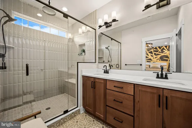 $1,299,999 | 337 Horseshoe Trail, Newtown Square, PA 19073