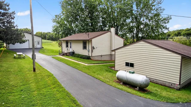 $485,000 | 1289 White Bridge Road Northwest, Oronoco, MN 55960
