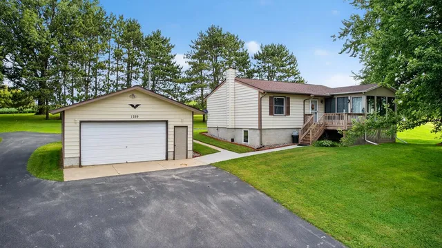 $485,000 | 1289 White Bridge Road Northwest, Oronoco, MN 55960