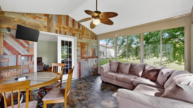 $485,000 | 1289 White Bridge Road Northwest, Oronoco, MN 55960