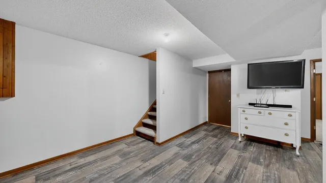 $485,000 | 1289 White Bridge Road Northwest, Oronoco, MN 55960