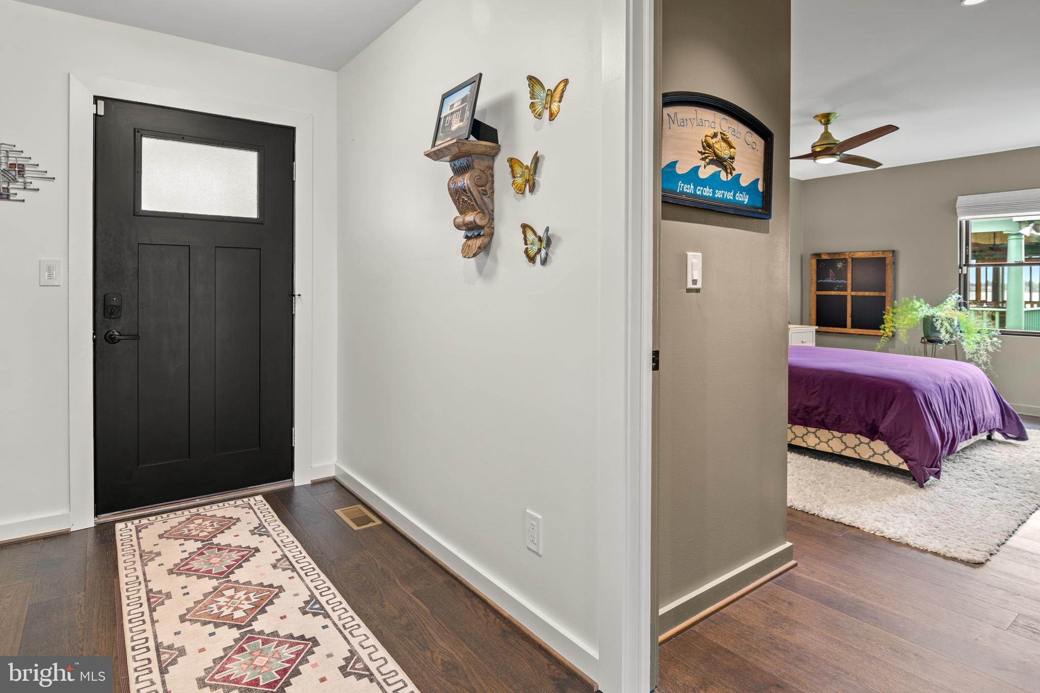 2724 Holly Beach Road Baltimore, MD 21221 - Photo 28 of 98 Entry Foyer
