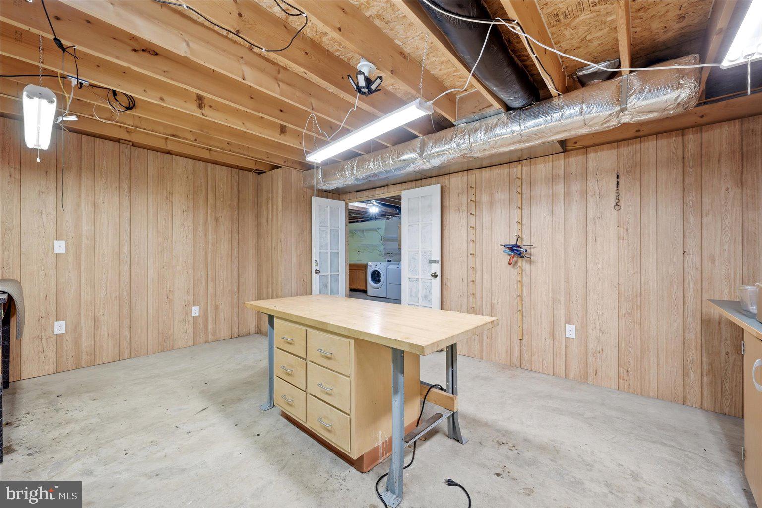 323 South Timber Ridge Road Cross Junction, VA 22625 - Photo 50 of 109 Spacious, versatile workshop area.