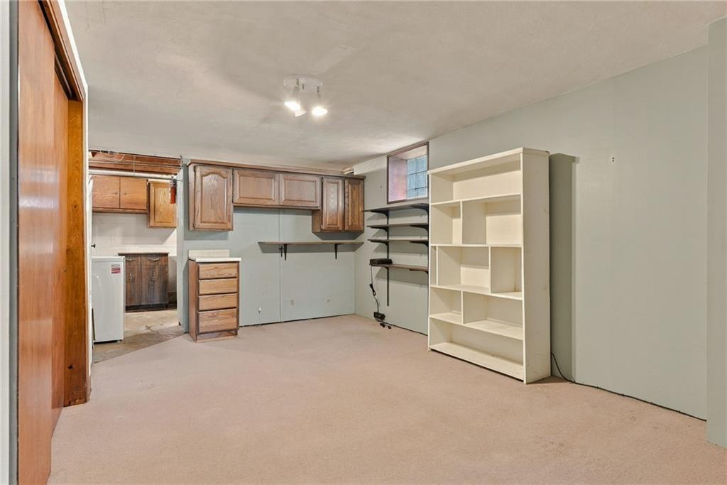 2485 Greentree Road Carnegie, PA 15106 - Photo 37 of 50 Gallery Image 37