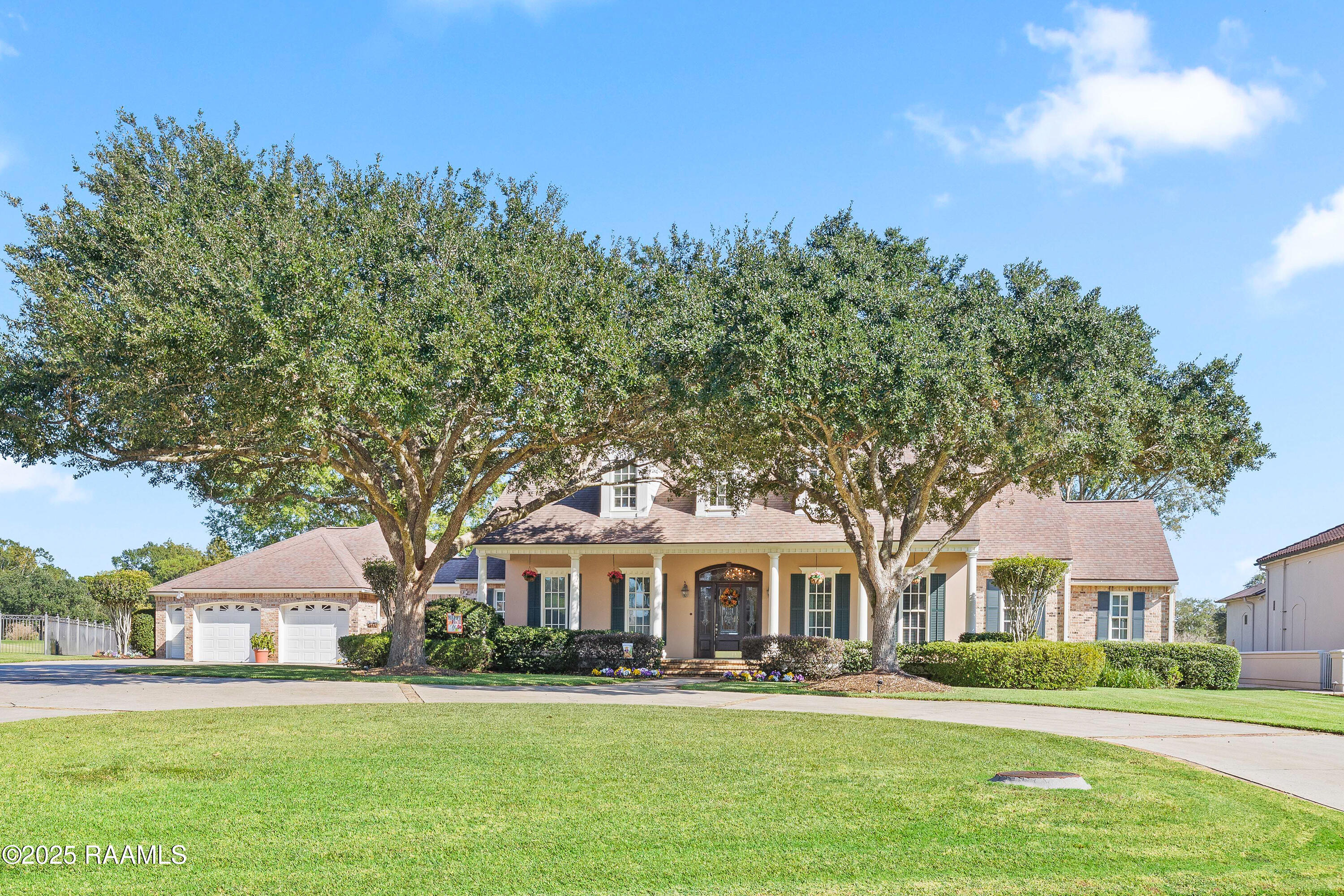 306 Sawgrass Lane Broussard, LA 70518 - Photo 1 of 32 Acadian Style meets elegance
