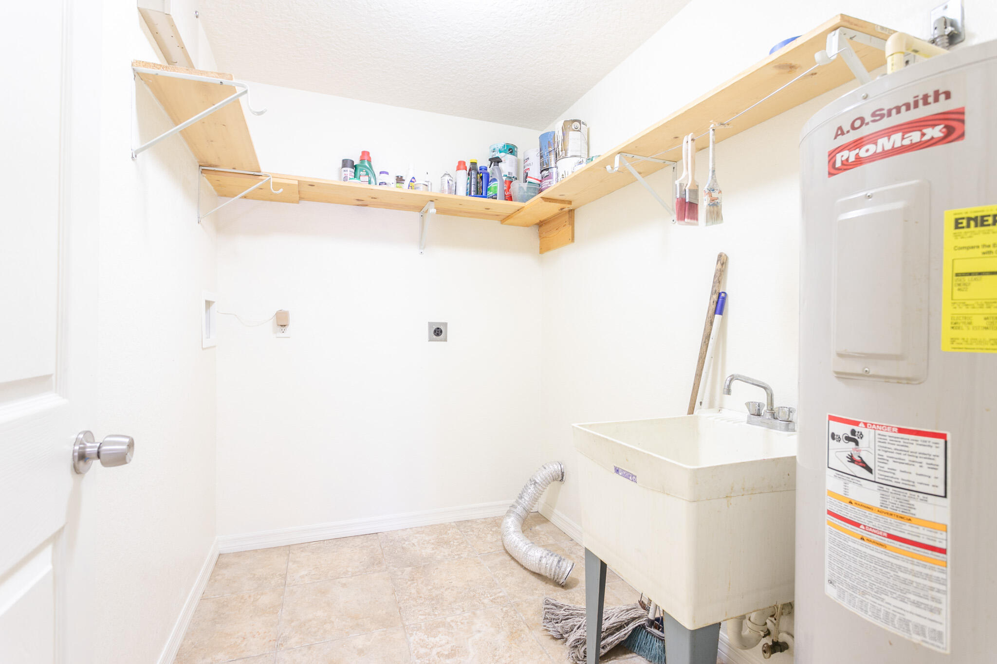 441 Lucas Road Merritt Island, FL 32953 - Photo 11 of 17 a bathroom with a sink and a mirror