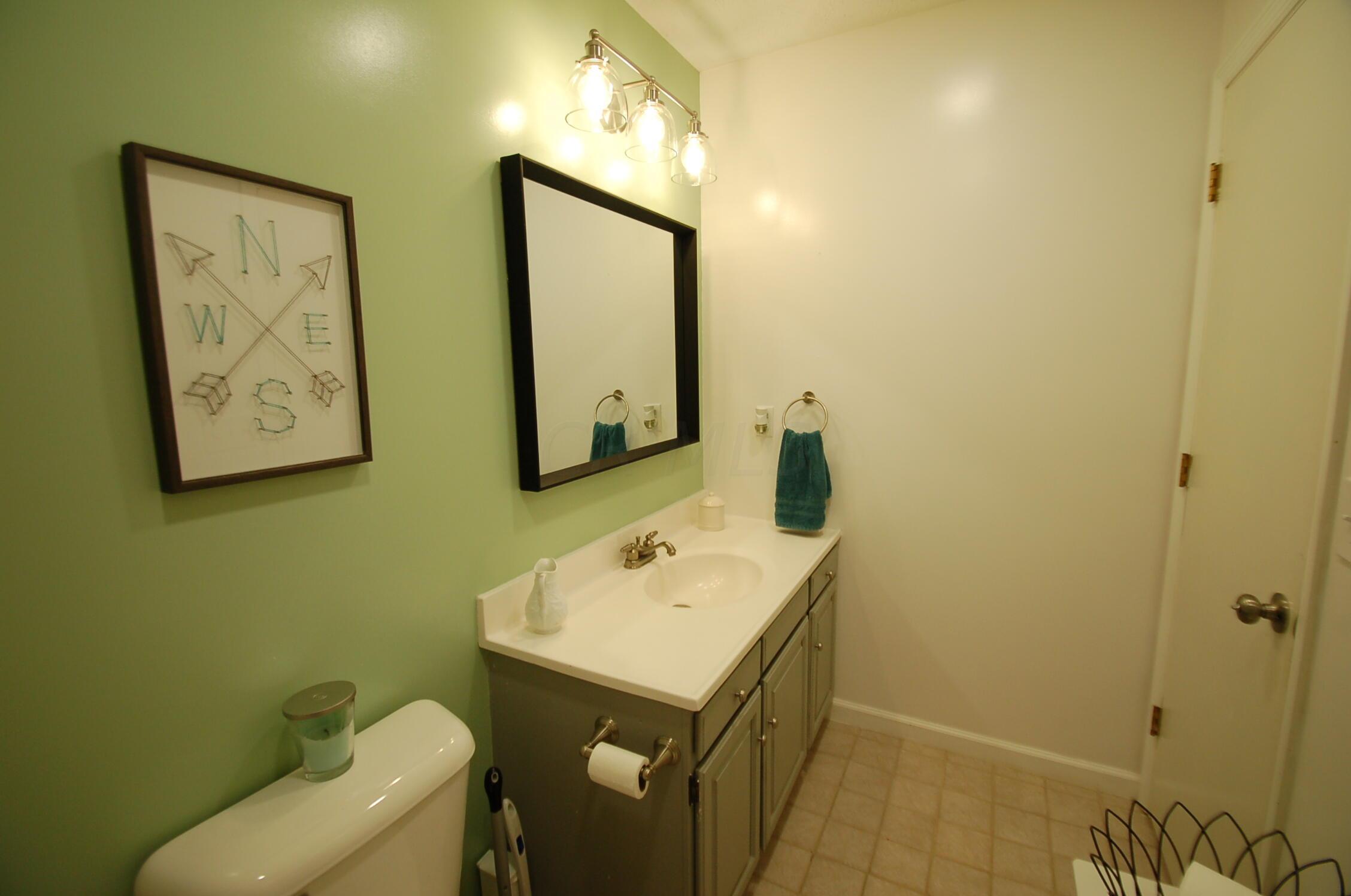 3225 Smiley Road Columbus, OH 43221 - Photo 32 of 60 DSC_9999
