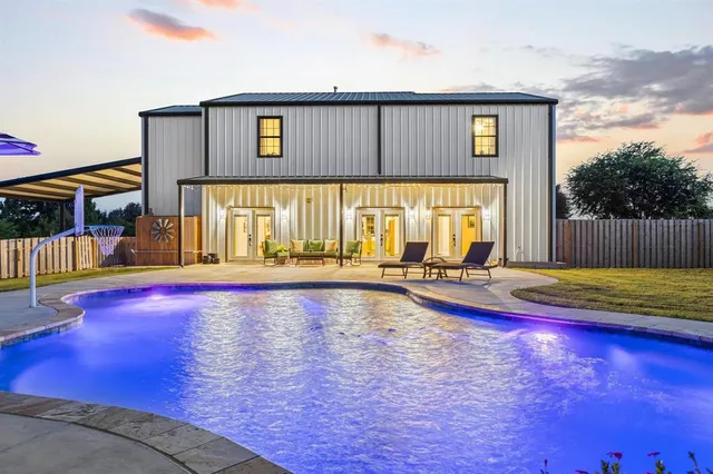 $875,000 | 979 Mitchell Road, Sherman, TX 75090