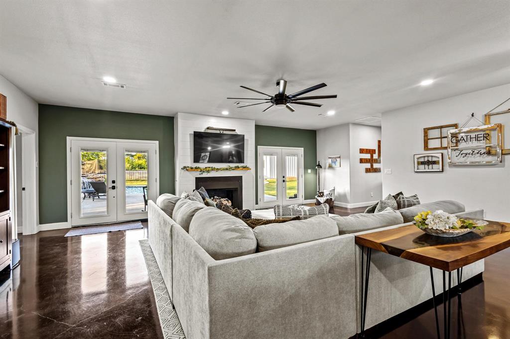 979 Mitchell Road Sherman, TX 75090 - Photo 13 of 40