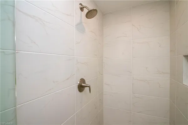 $7,500 | 268 Indies Drive East, Unit 102, Naples, FL 34114