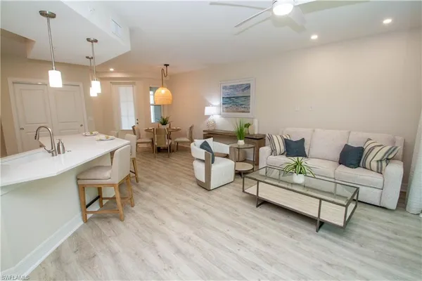 $7,500 | 268 Indies Drive East, Unit 102, Naples, FL 34114