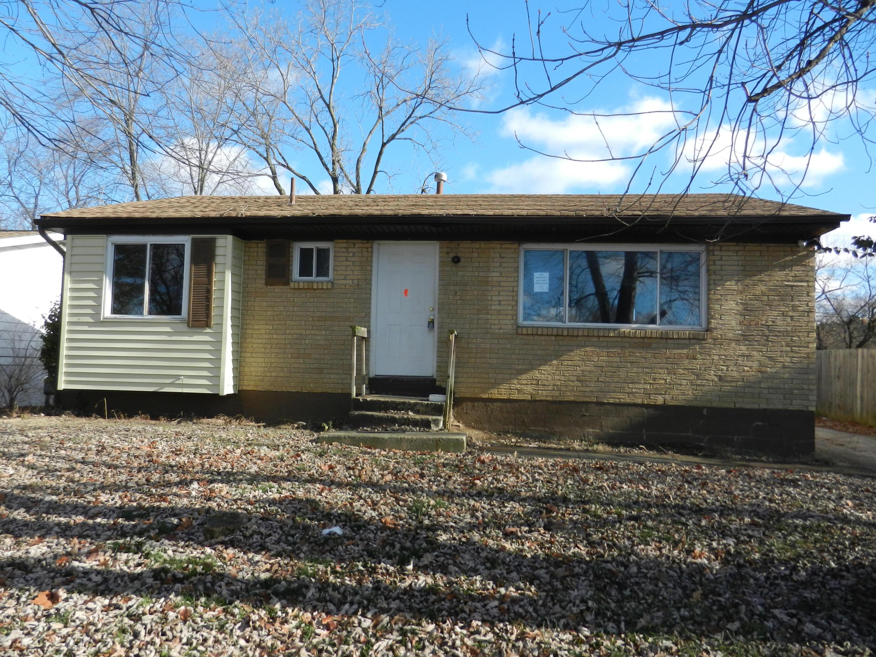 1698 Newfield Road Columbus, OH 43209 - Photo 1 of 13