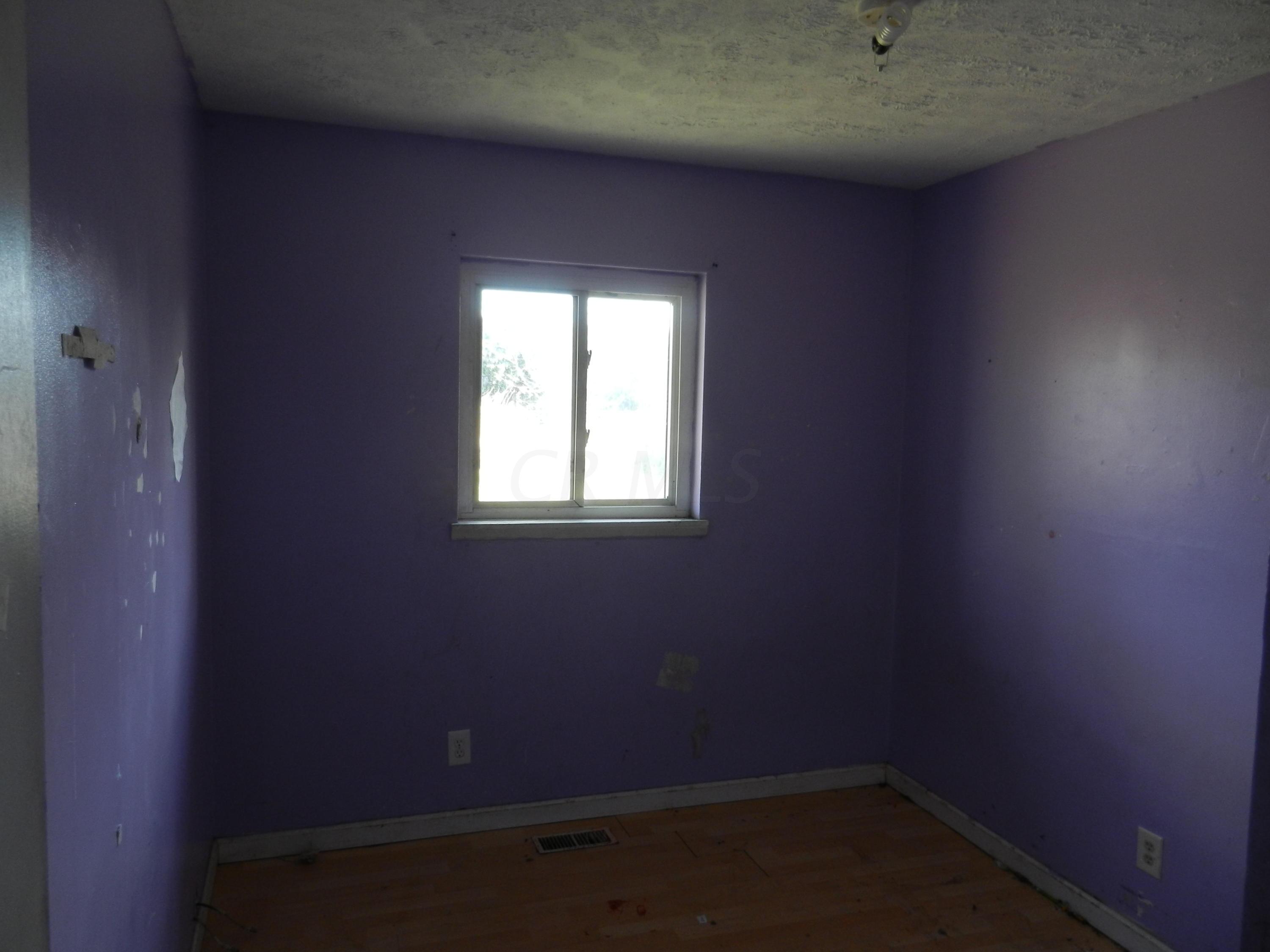 1698 Newfield Road Columbus, OH 43209 - Photo 10 of 13