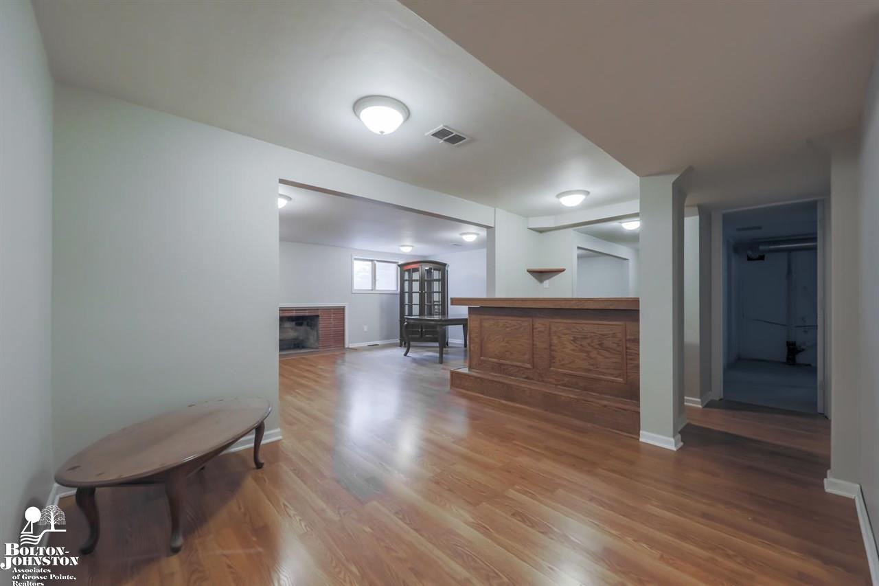 1067 Devonshire Road Grosse Pointe Park, MI 48230 - Photo 44 of 58
