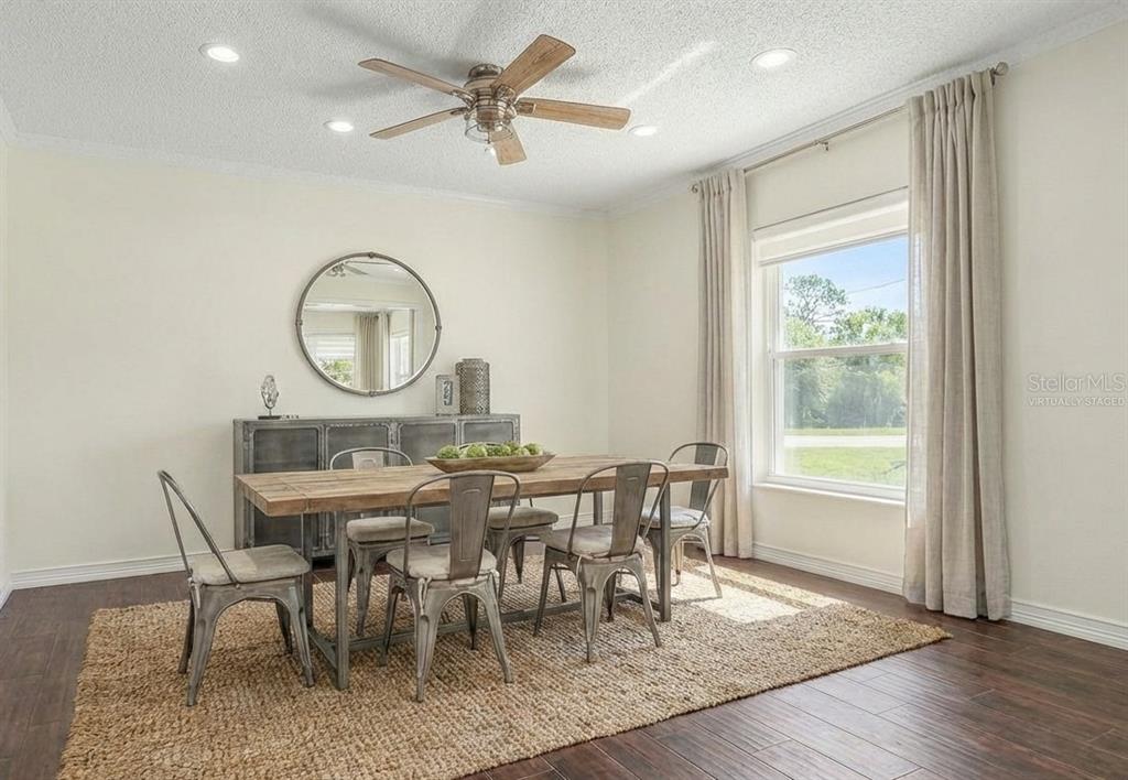 1402 Provincetown Circle Lutz, FL 33549 - Photo 3 of 28