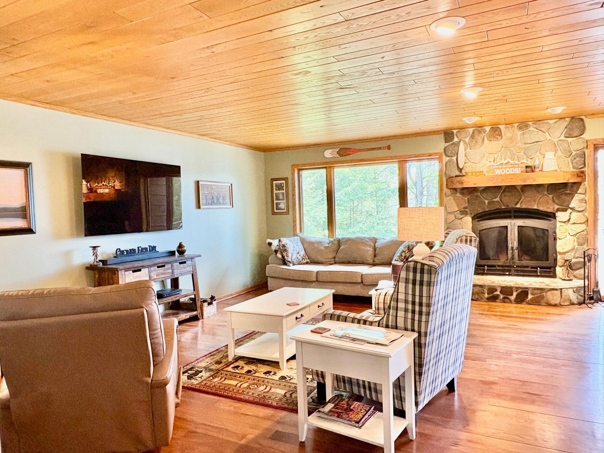 7002 Wildwood Lane Rhinelander, WI 54501 - Photo 5 of 50 Gallery Image 5