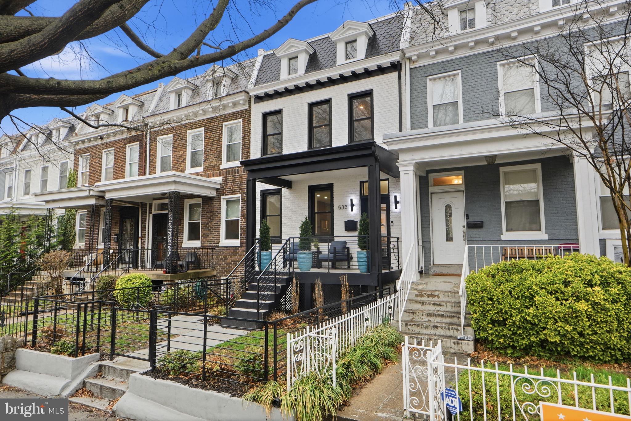 533 Shepherd Street Northwest Washington, DC 20011 - Photo 3 of 69