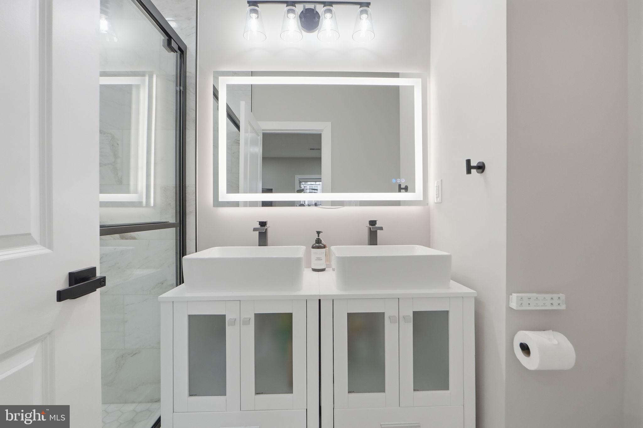 533 Shepherd Street Northwest Washington, DC 20011 - Photo 37 of 69