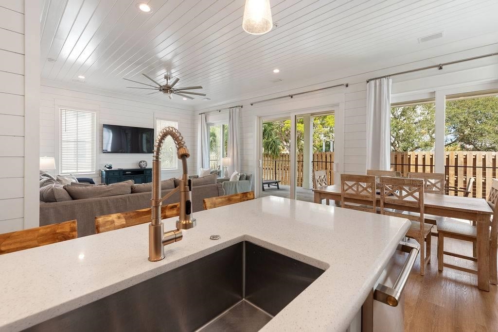 3192 Egret Run Orange Beach, AL 36561 - Photo 10 of 54 Kitchen