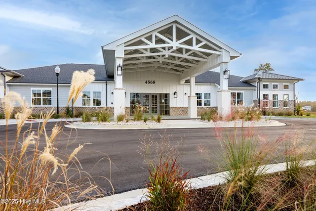 $1,925 | 4568 Tides Way, Unit OAK, Shallotte, NC 28470