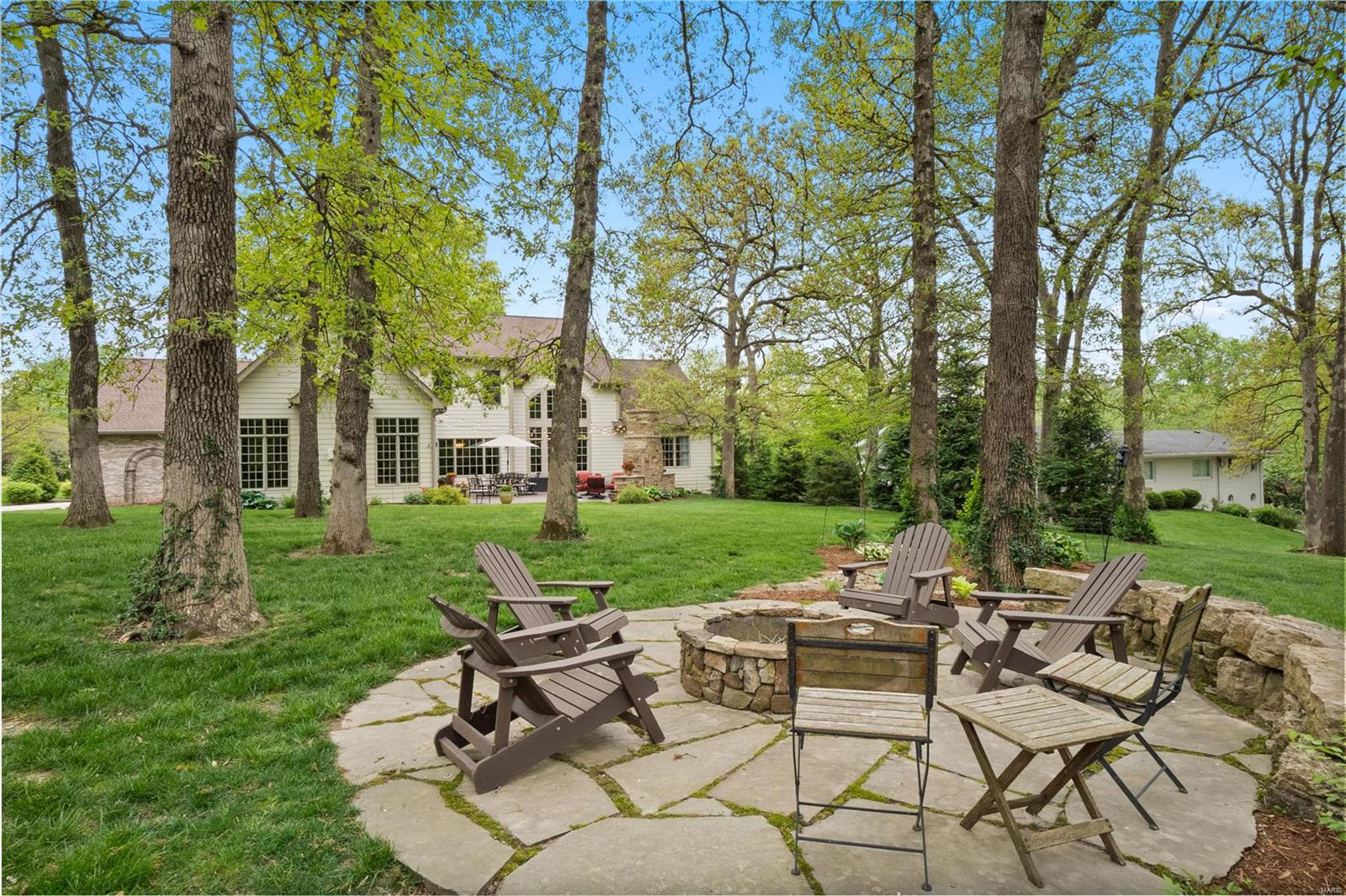 111 South Spoede Road Creve Coeur, MO 63141 - Photo 3 of 59