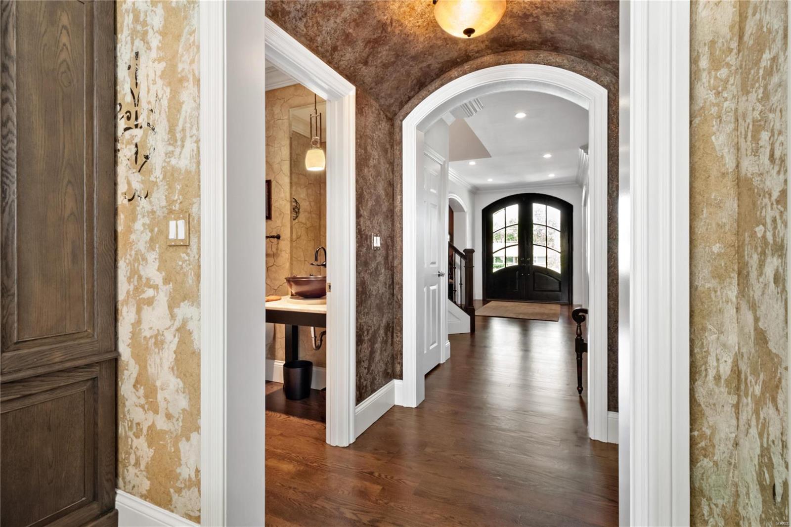 111 South Spoede Road Creve Coeur, MO 63141 - Photo 23 of 59