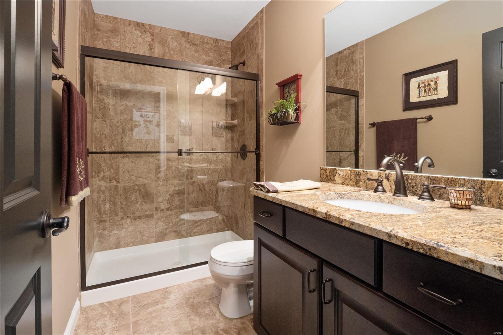 111 South Spoede Road Creve Coeur, MO 63141 - Photo 38 of 59