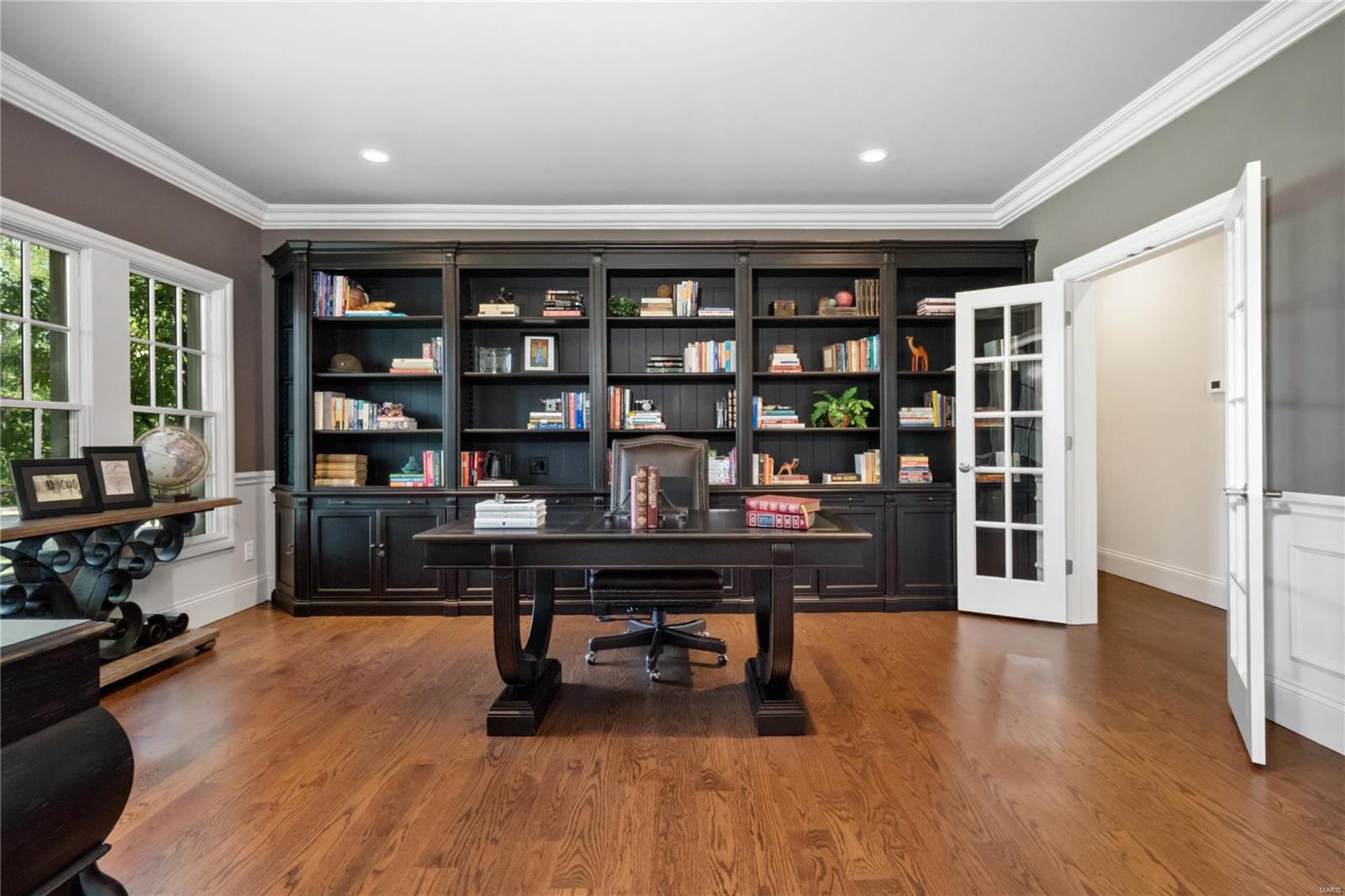 111 South Spoede Road Creve Coeur, MO 63141 - Photo 6 of 59