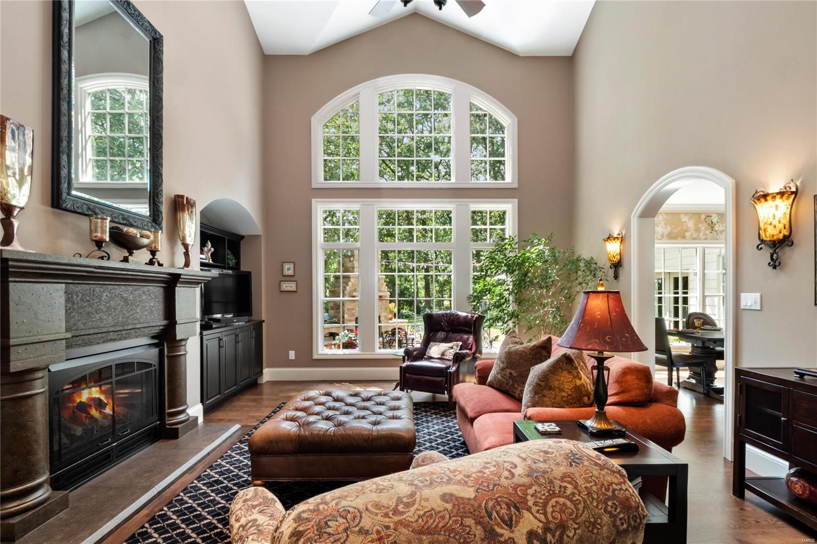 111 South Spoede Road Creve Coeur, MO 63141 - Photo 7 of 59