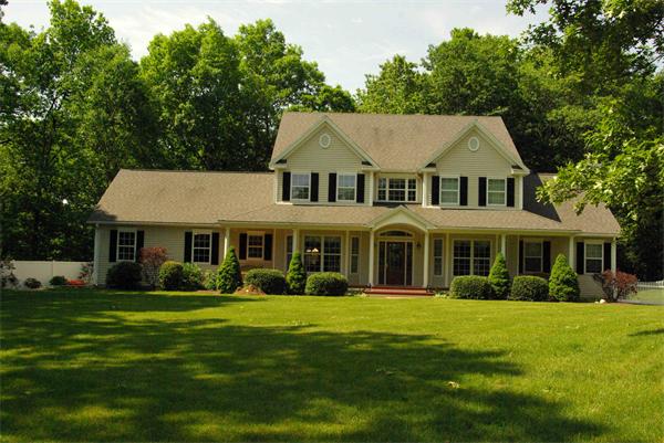 6 Alcove Road Southwick, MA 01077 - Photo 1 of 30 Gallery Image 1