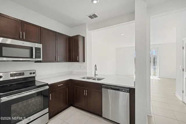 $200,000 | 268 Annies Place, Jacksonville, FL 32218