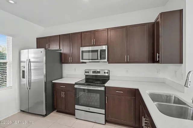 $200,000 | 268 Annies Place, Jacksonville, FL 32218