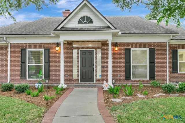 $449,900 | 107 Masters Court, Victoria, TX 77904