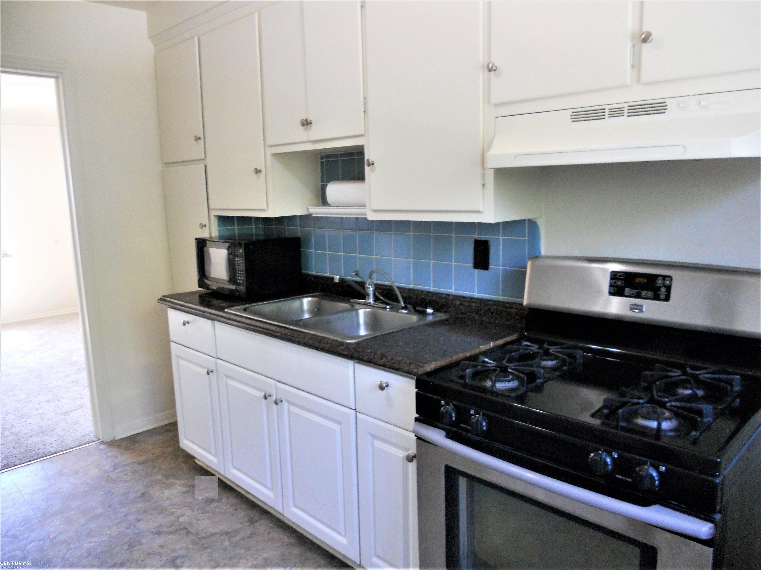 17455 East Eleven Mile Road, Unit A Roseville, MI 48066 - Photo 13 of 27